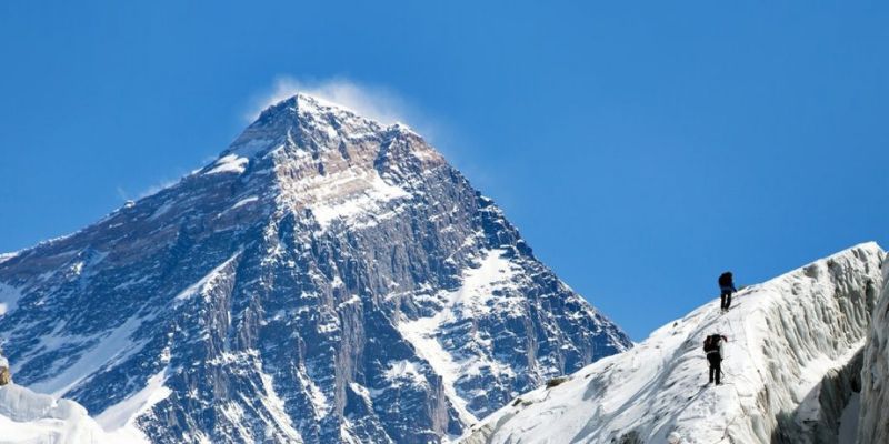 Người phụ nữ đầu tiên lên đỉnh núi Everest với độ cao 8.848m - Đón xuân cùng VTV