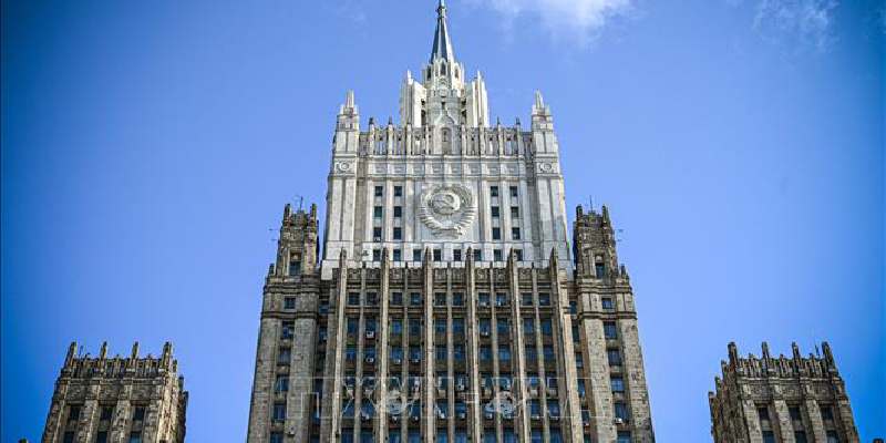 Trụ sở bộ ngoại giao của Nga ở Moskva và tổng thống Putin việc chấm dứt hợp đồng với Châu âu