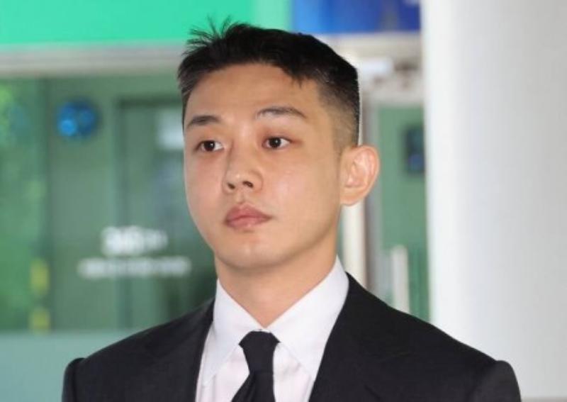 Yoo Ah In cưỡng dâm